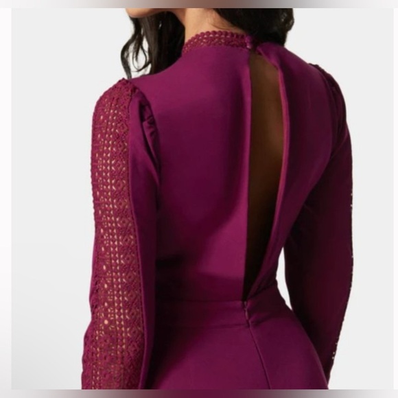 BEBE Ruffle Bell Sleeve Romper, size Small, NWT - Picture 3 of 13